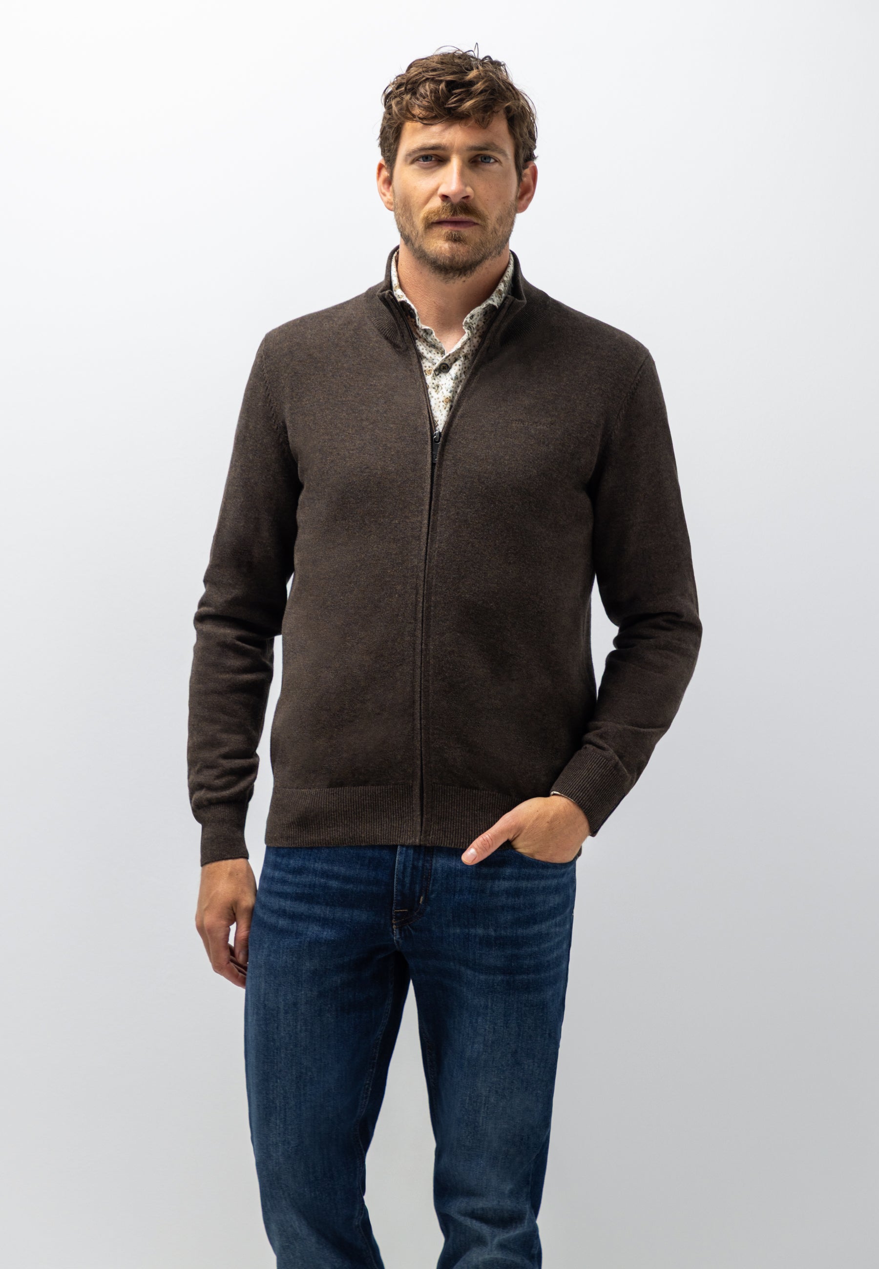 Cardigan en coton à maille fine