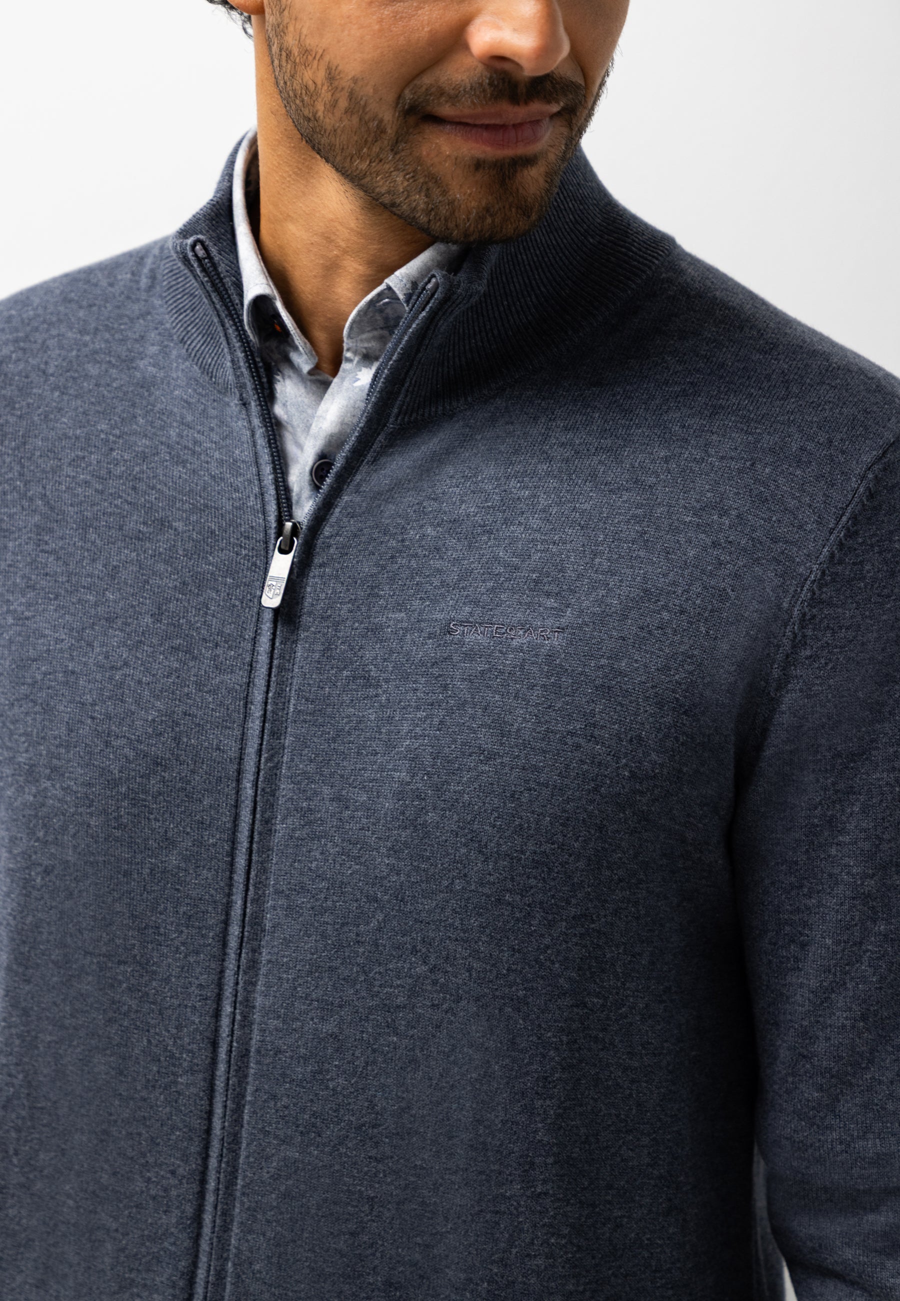 Cardigan en coton à maille fine