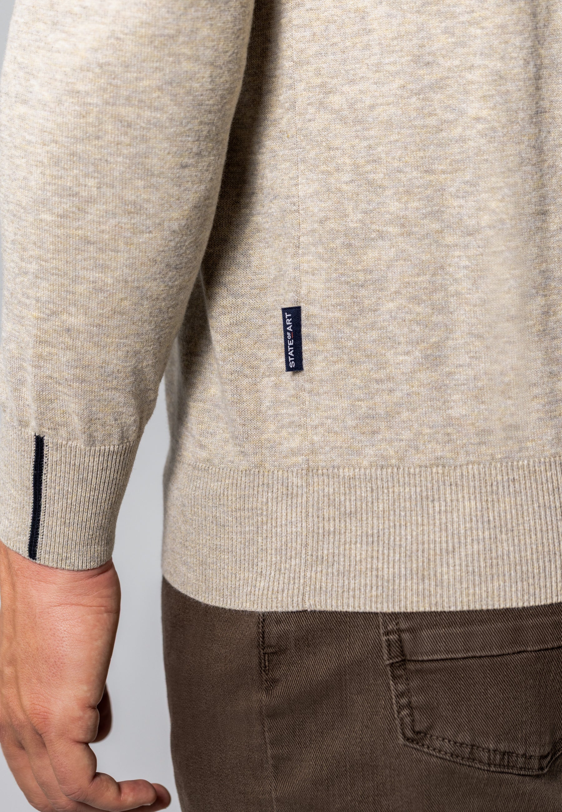 Pull fin en coton à col roulé