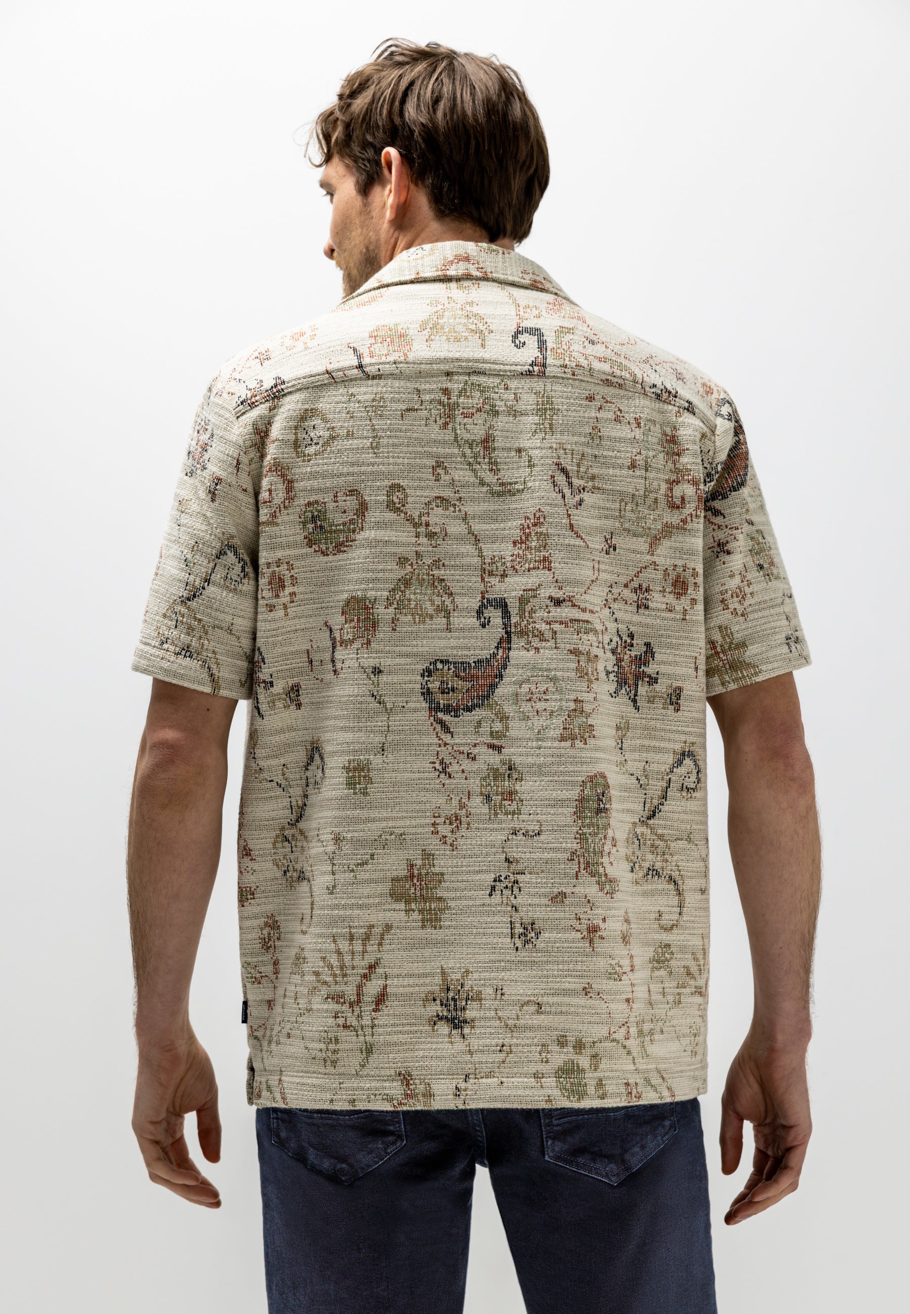 Chemise à imprimé intégral et texture
