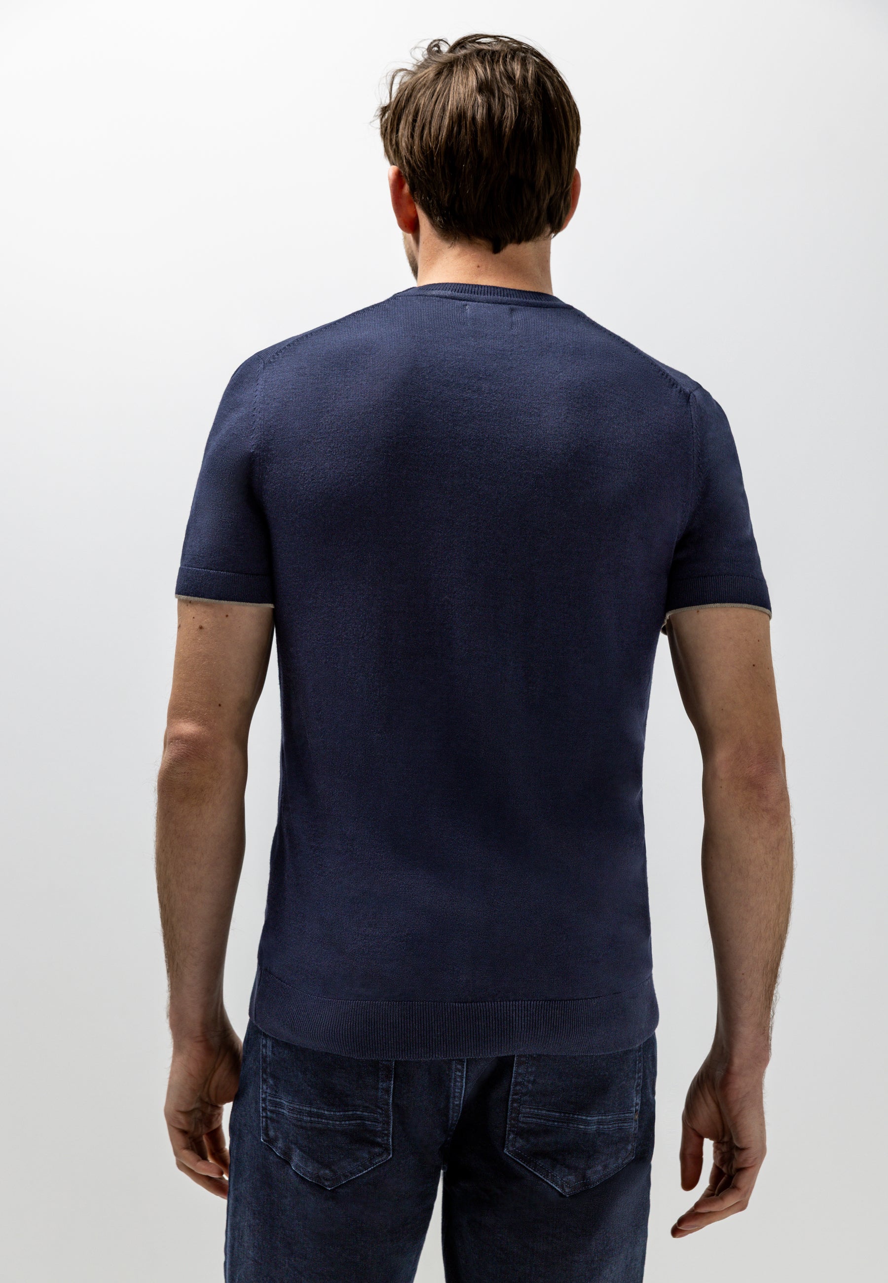 T-shirt en maille fine à col rond
