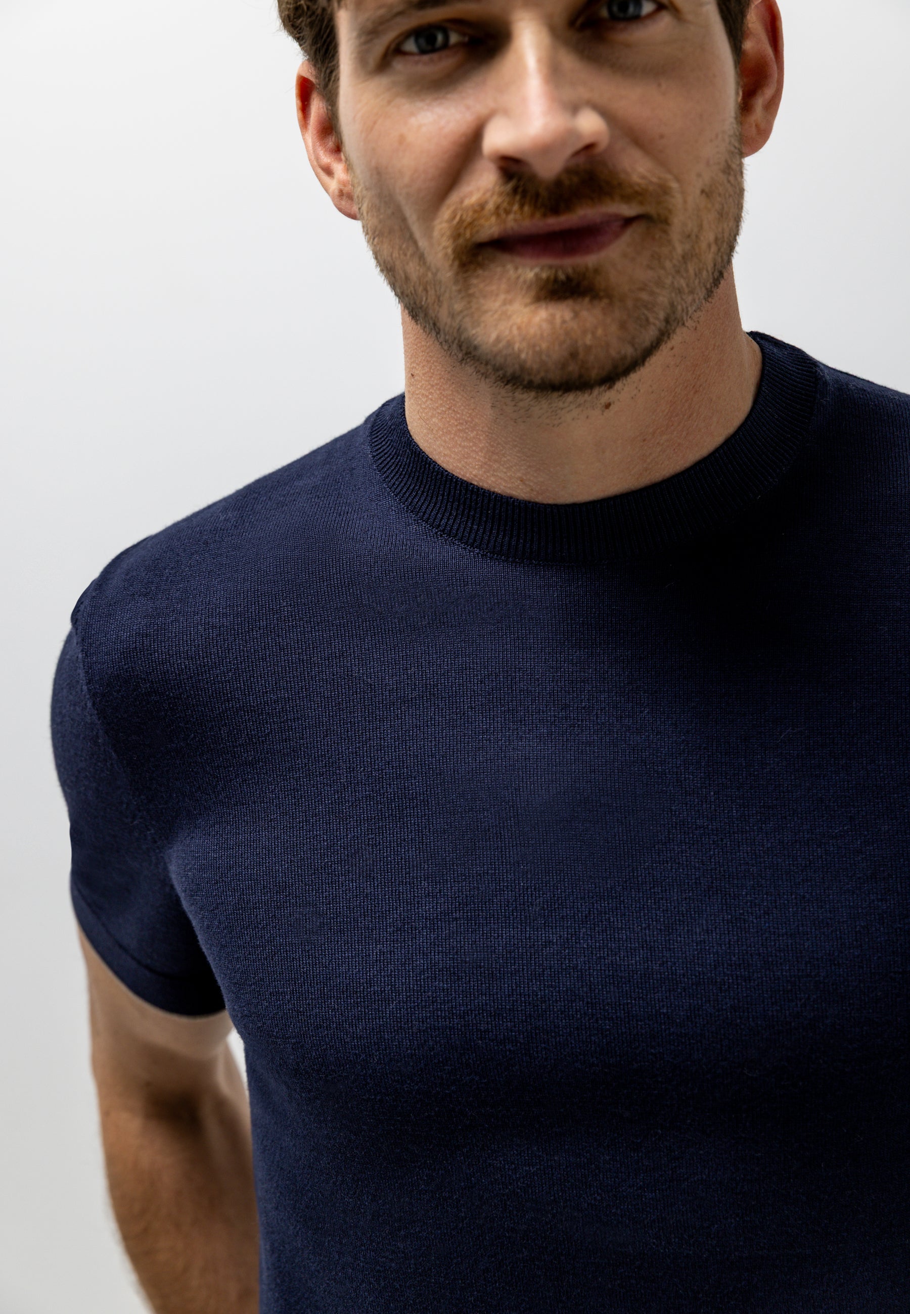 T-shirt en maille fine à col rond