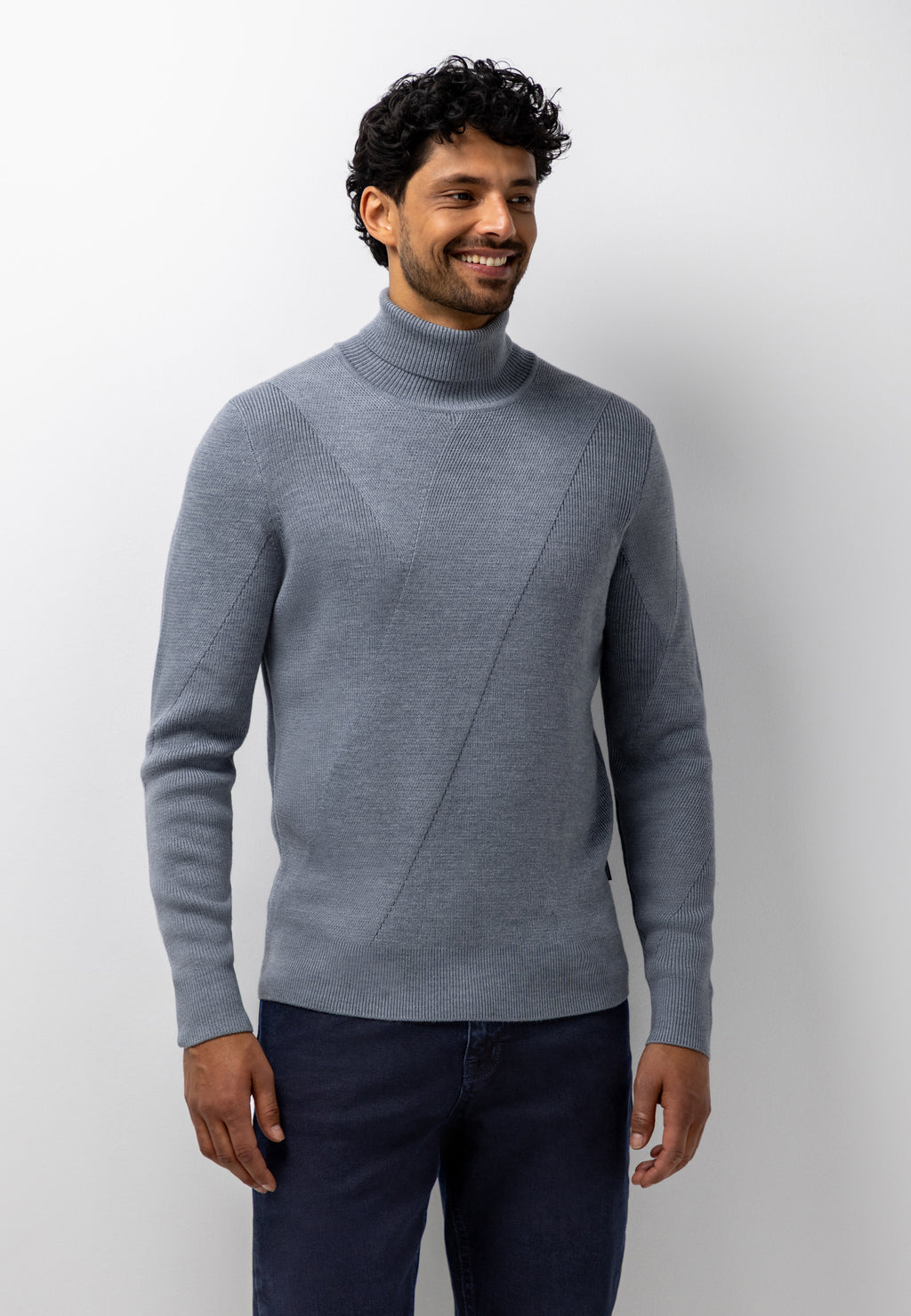Pull en maille à col roulé avec motif structuré