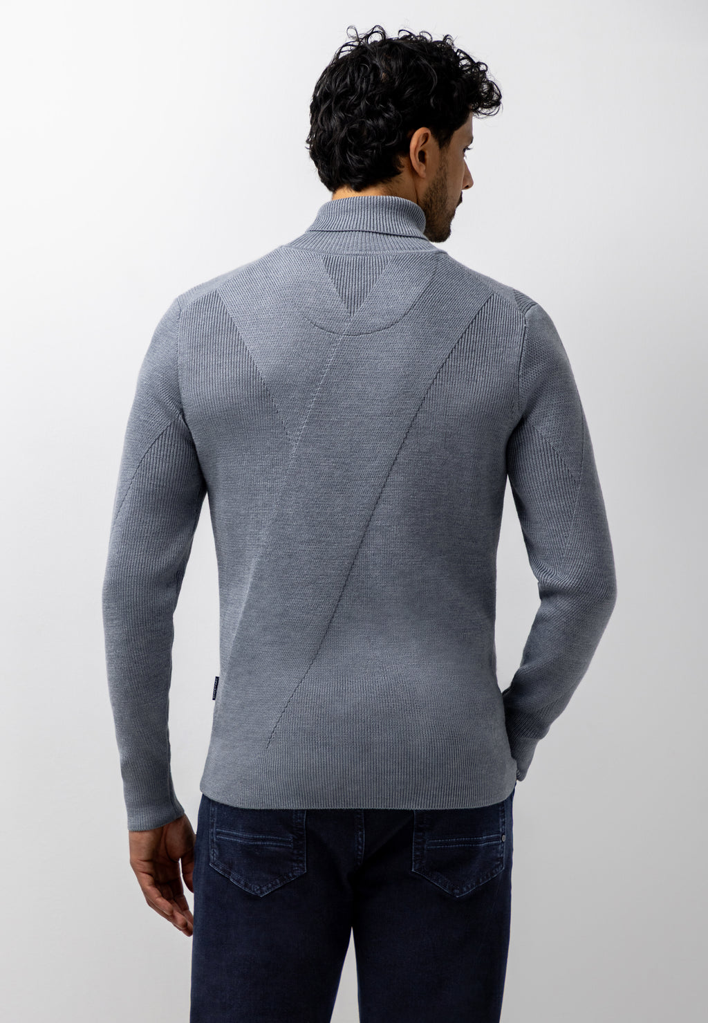Pull en maille à col roulé avec motif structuré