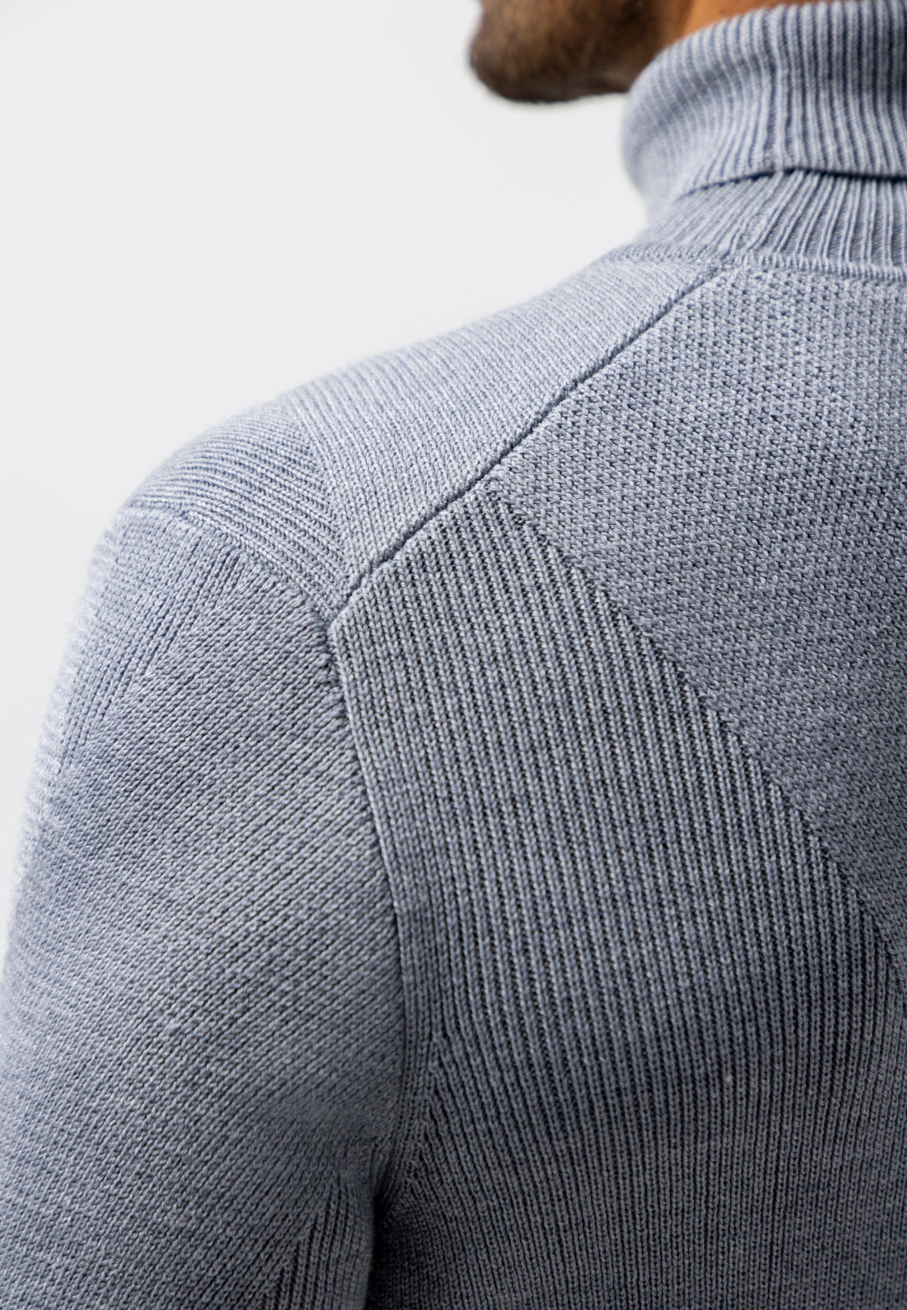 Pull en maille à col roulé avec motif structuré