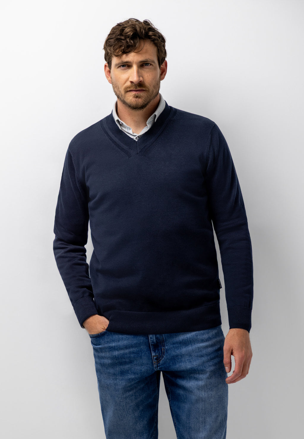 Pull en coton biologique à col V