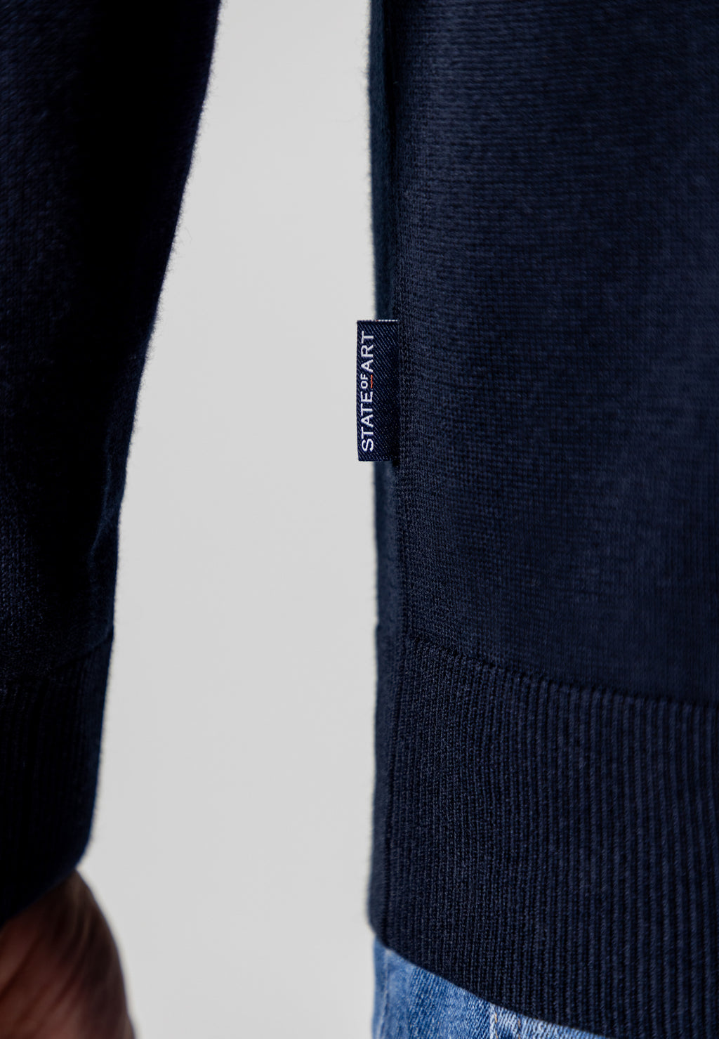 Pull en coton biologique à col V