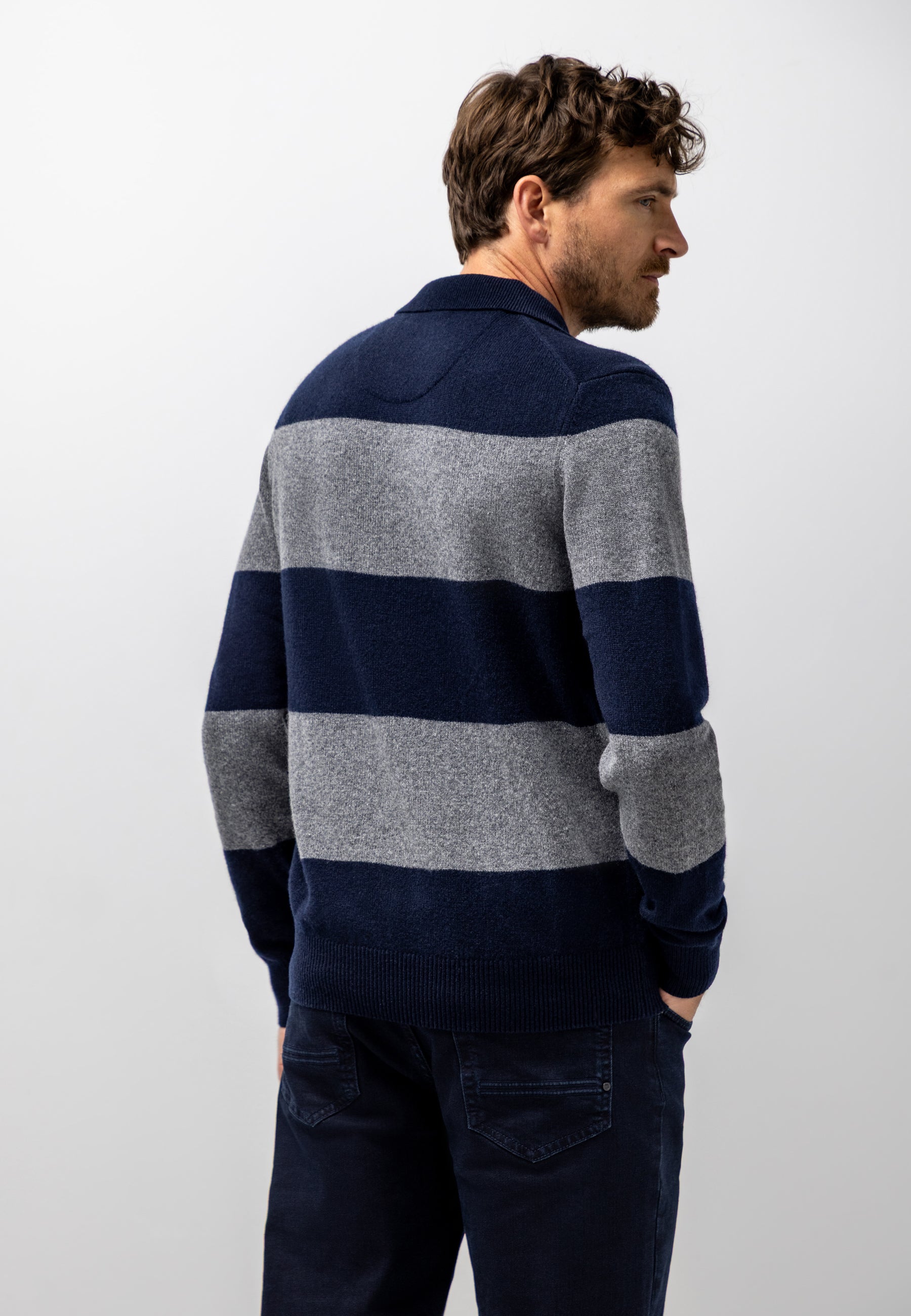 Polo en maille à rayures