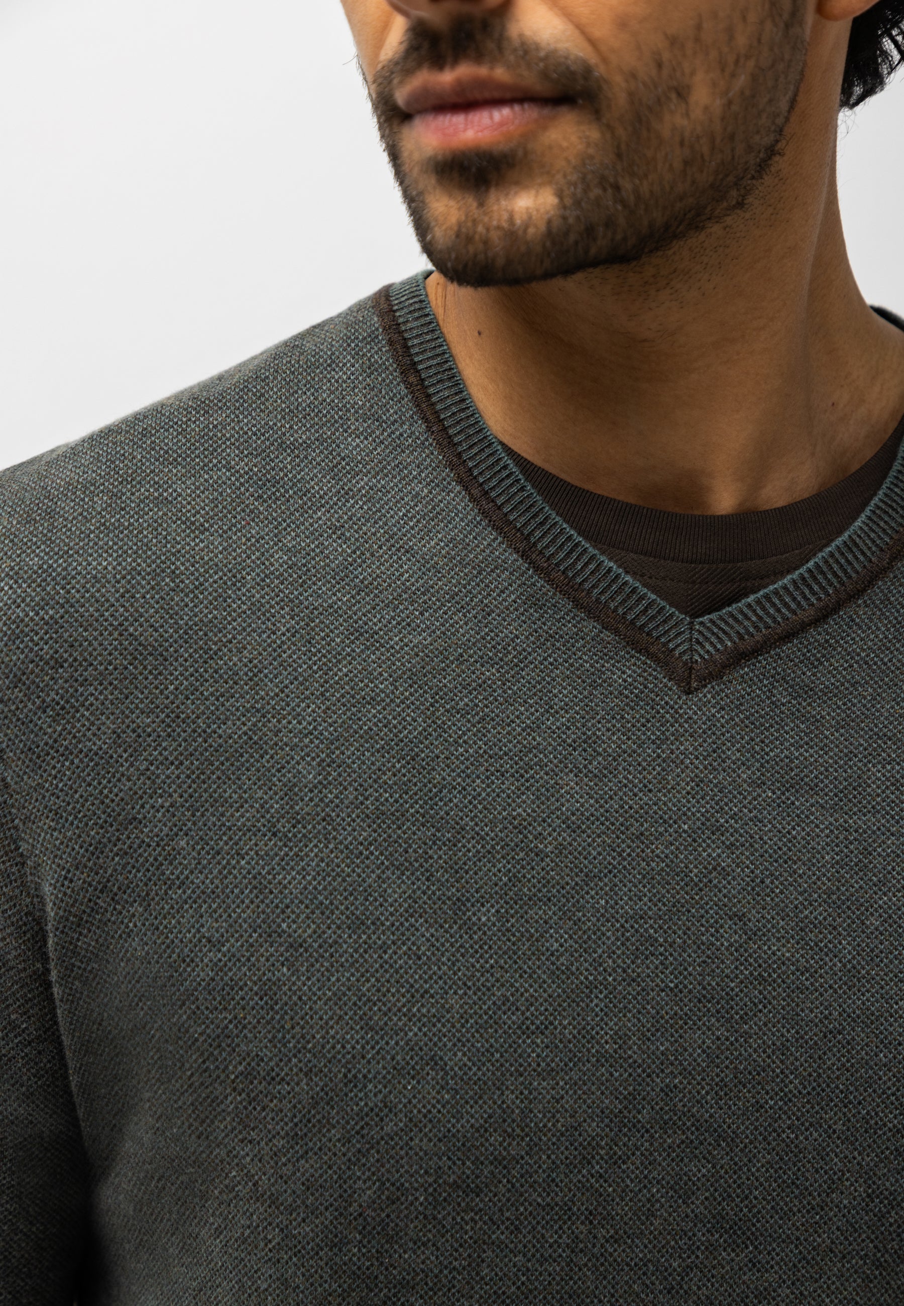 Oxford trui met rubberen badge