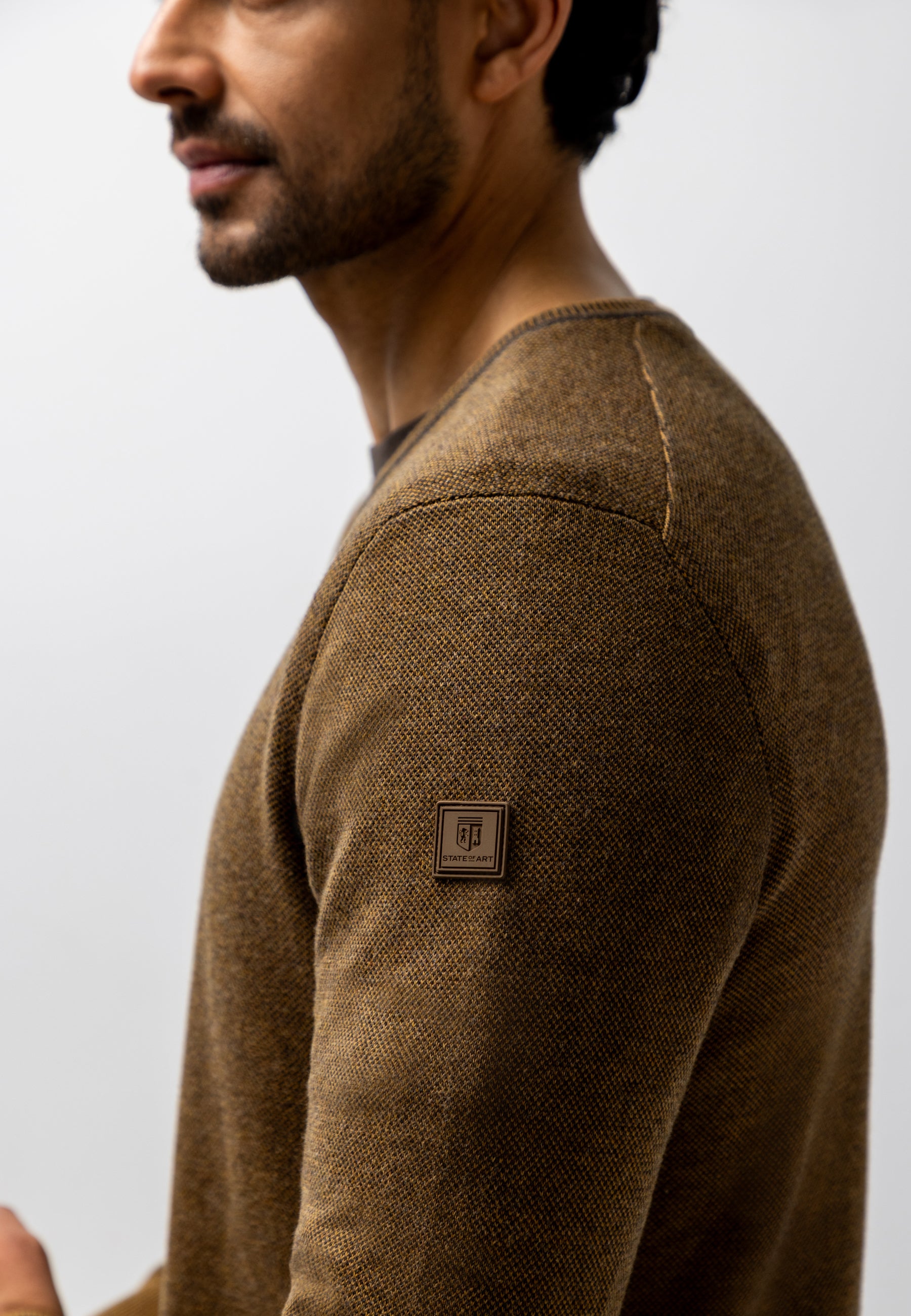 Pull Oxford à badge en caoutchouc