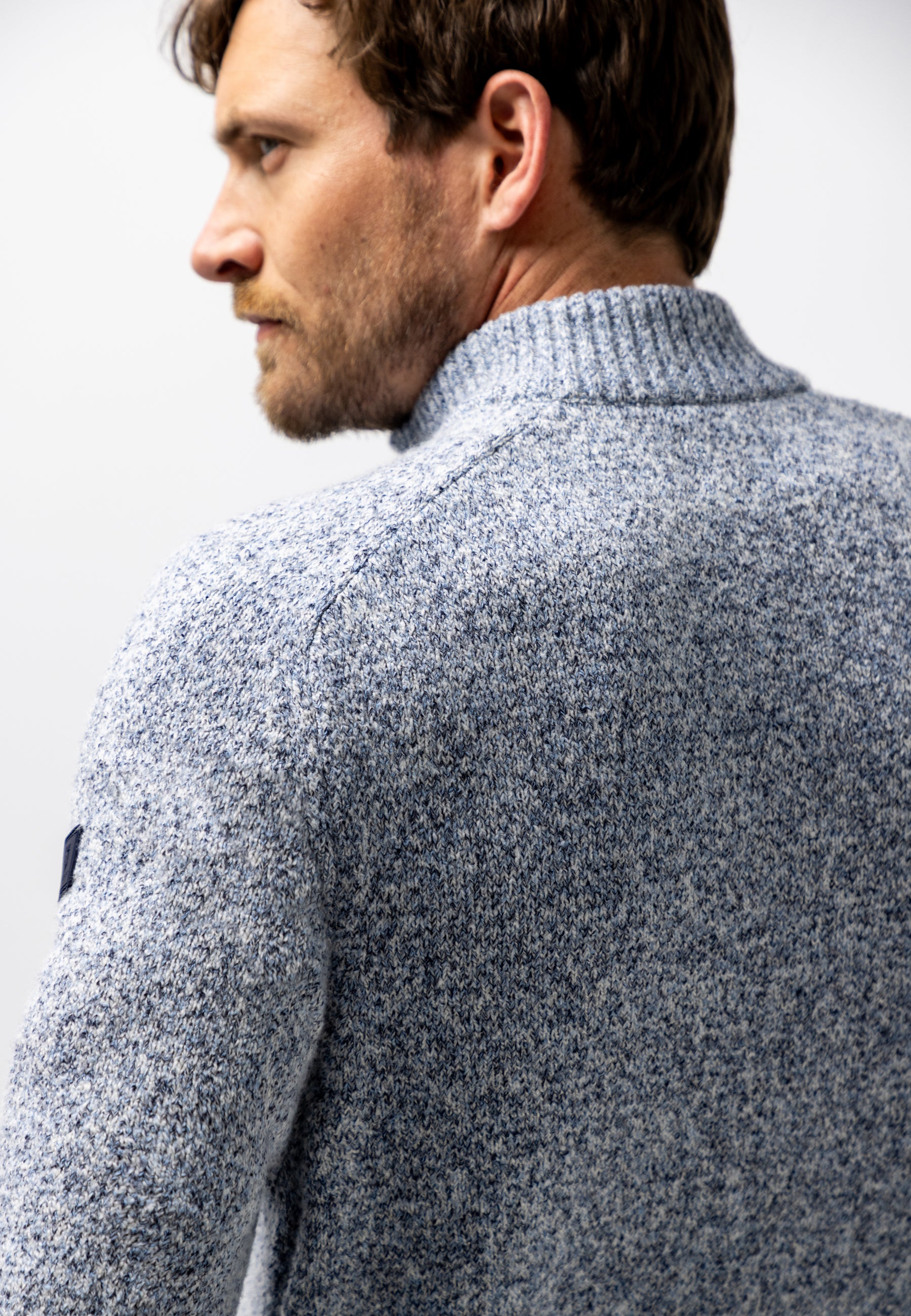 Pull en grosse maille à demi-zip