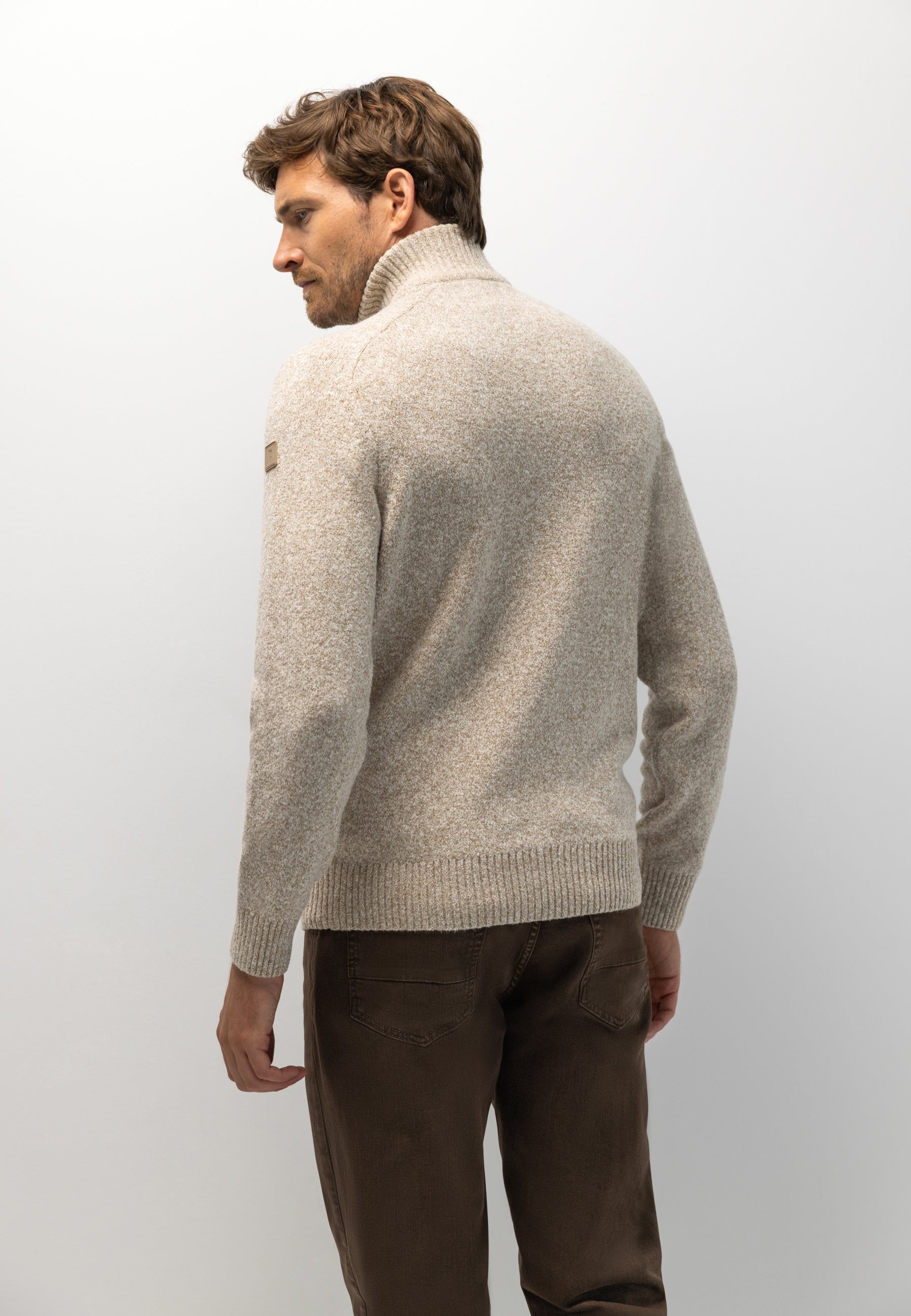 Pull en grosse maille à demi-zip