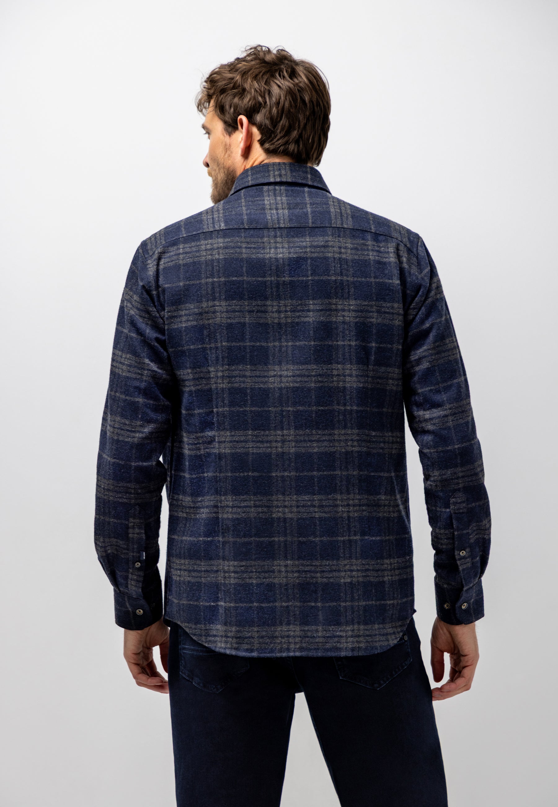 Chemise à carreaux