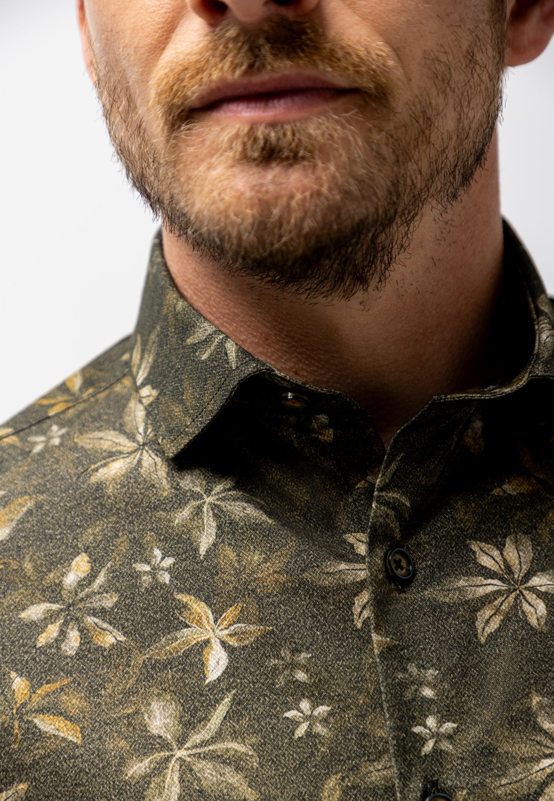 Chemise à imprimé botanique
