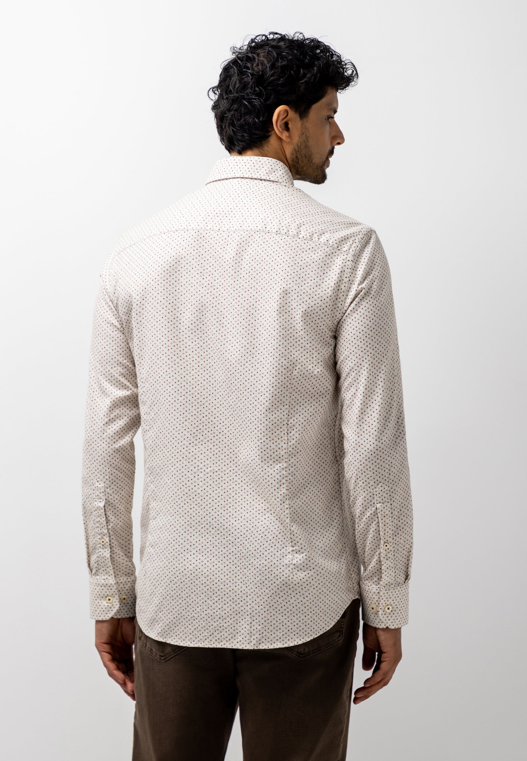 Chemise avec imprimé graphique intégral