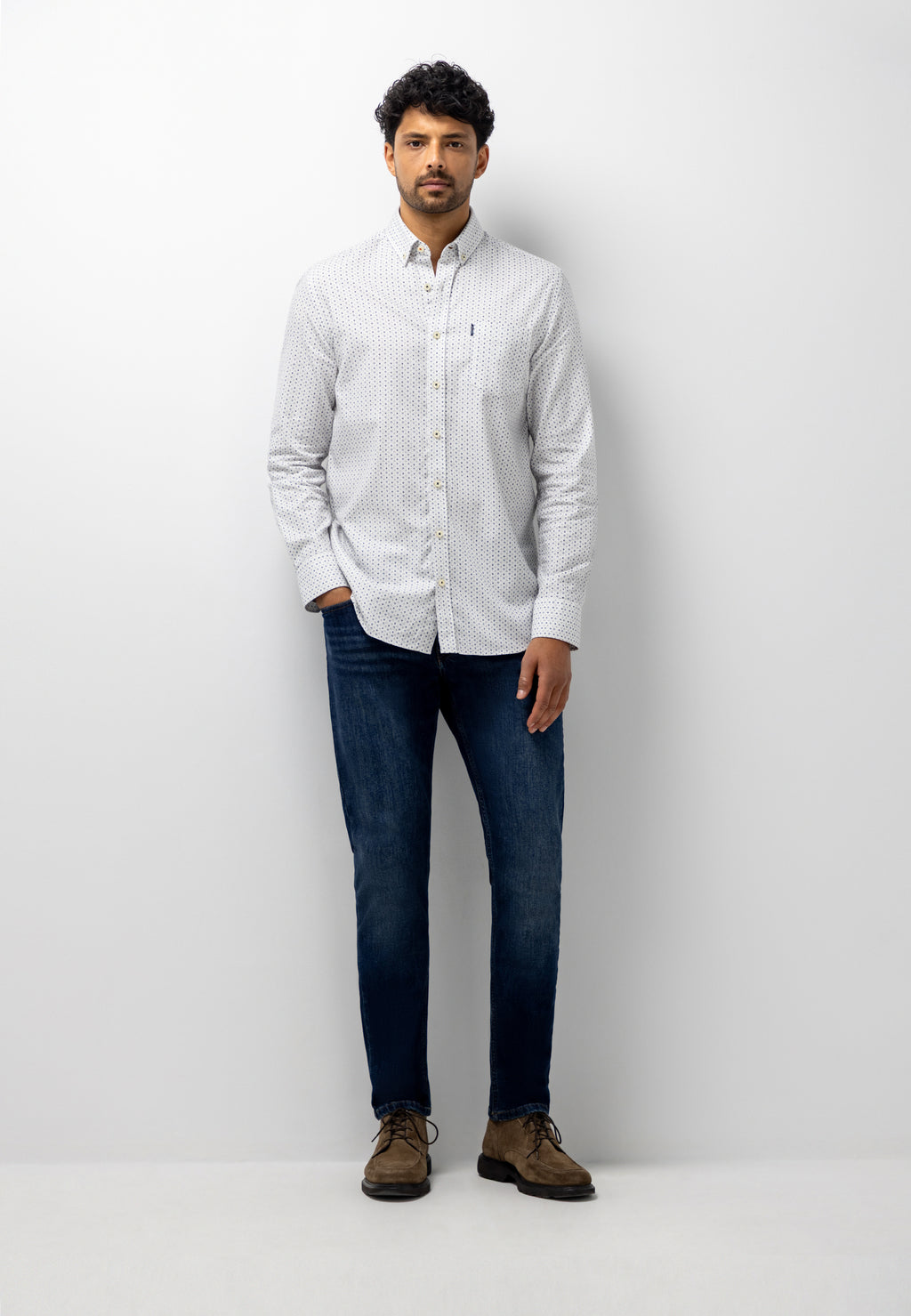 Chemise avec imprimé graphique intégral