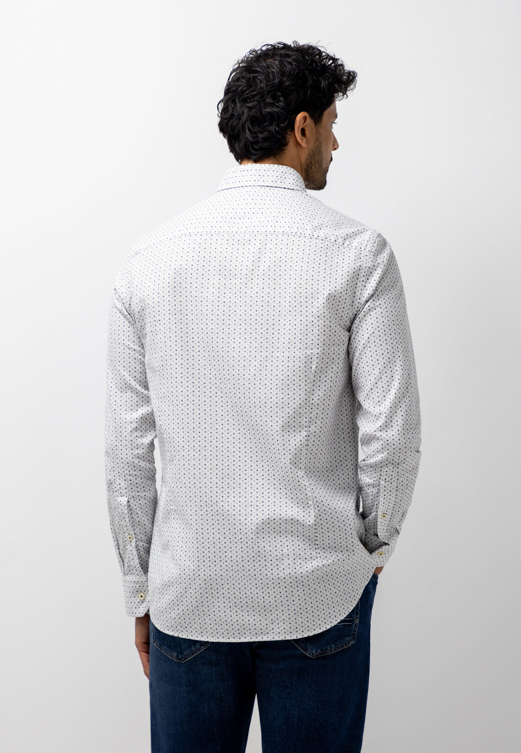 Chemise avec imprimé graphique intégral