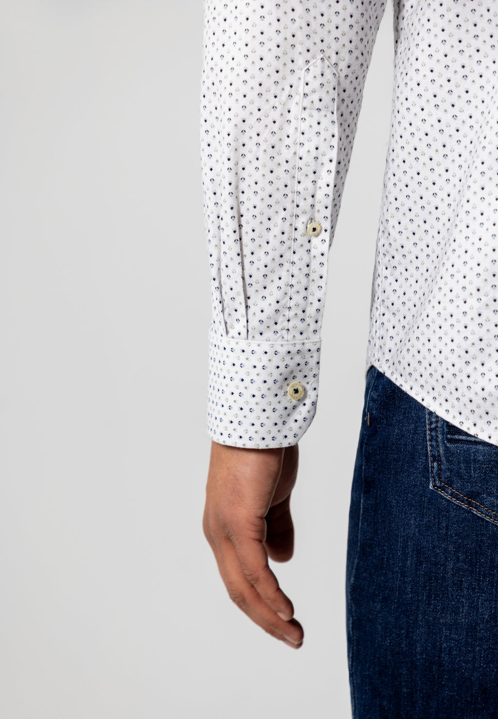 Chemise avec imprimé graphique intégral