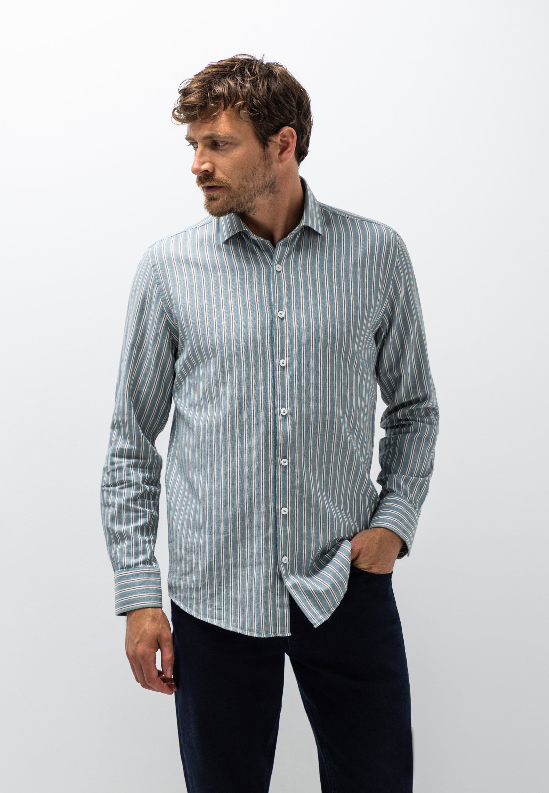 Chemise à motif rayé