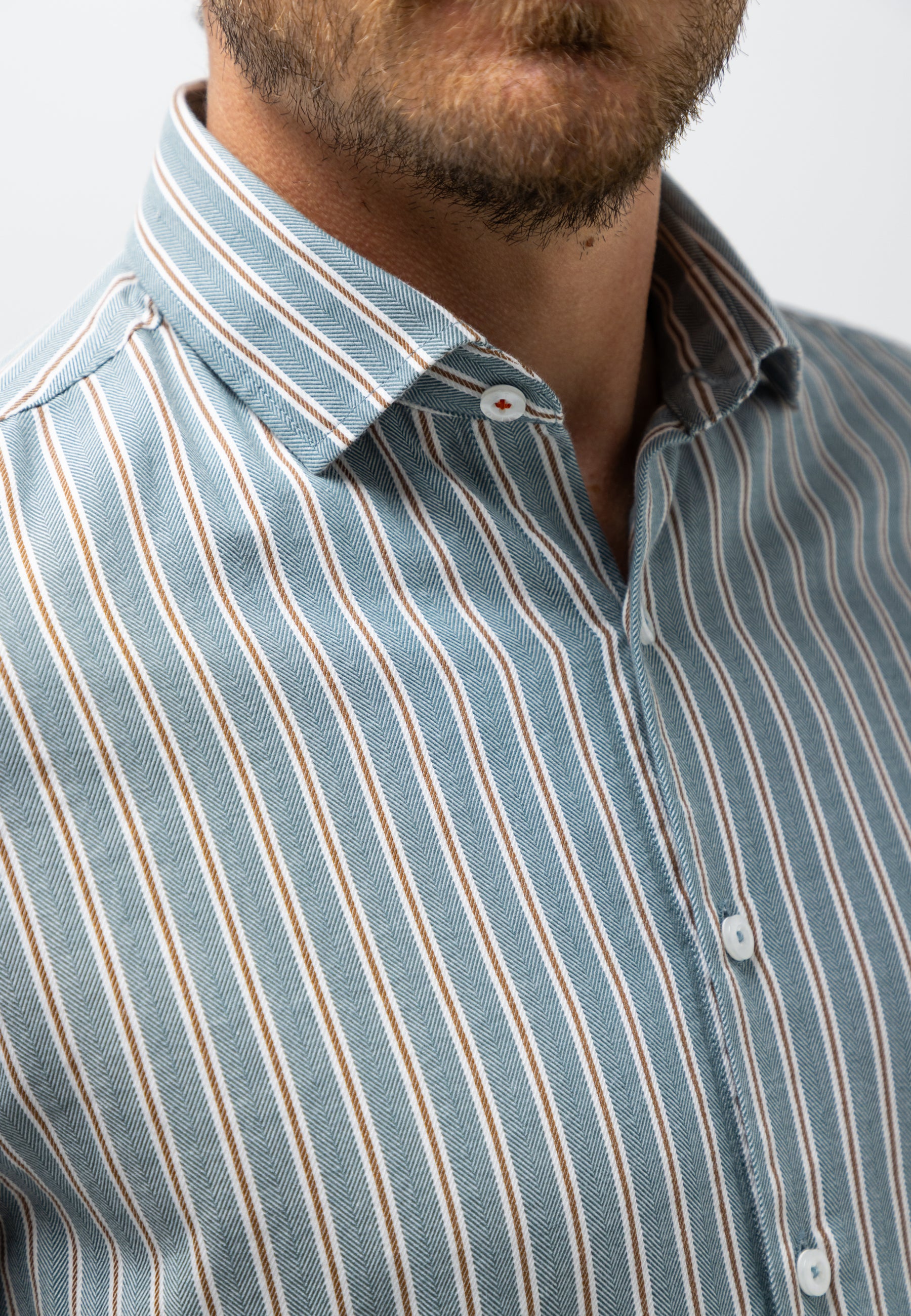 Chemise à motif rayé