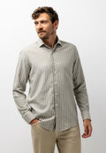 Chemise à motif rayé