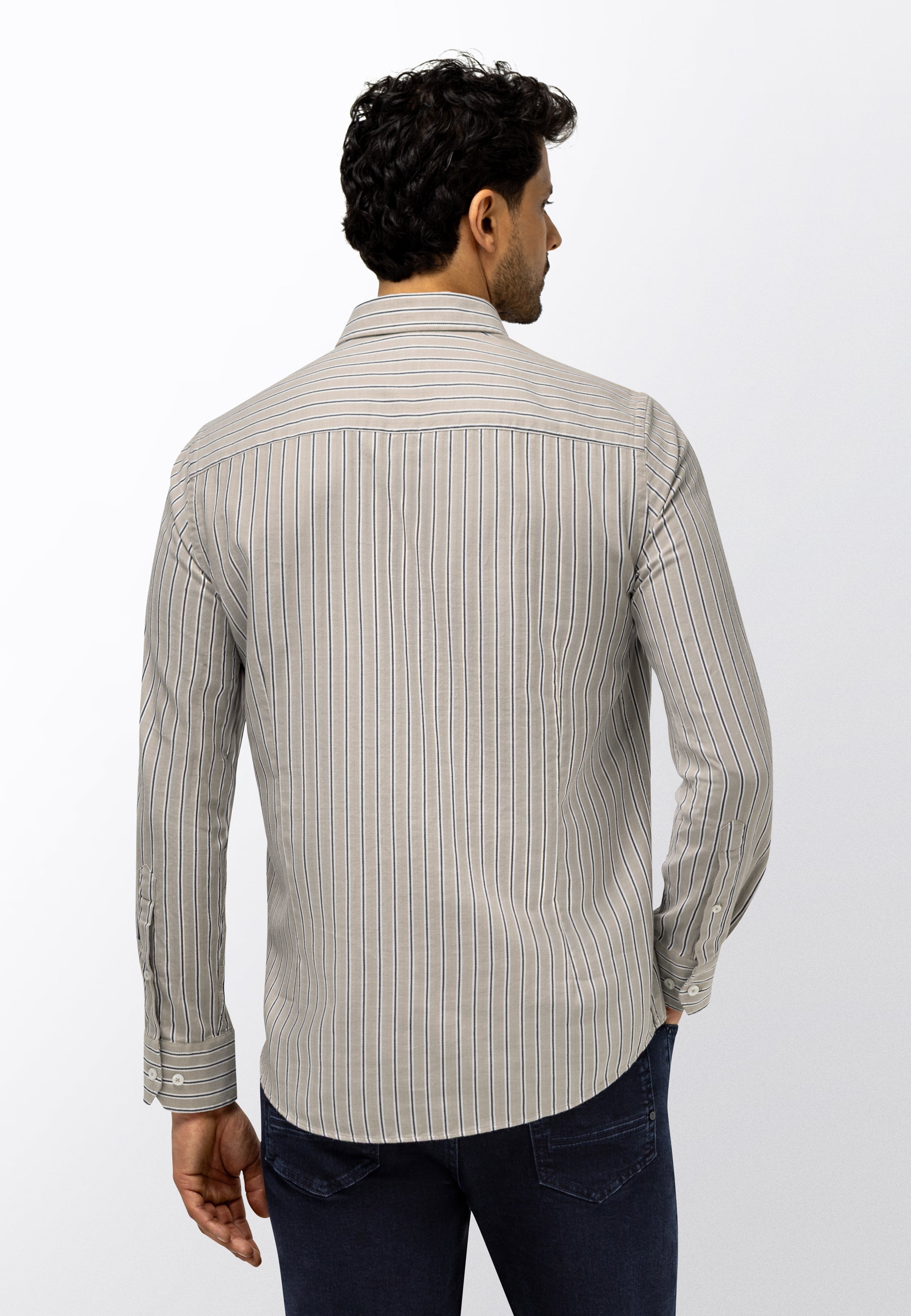 Chemise à motif rayé