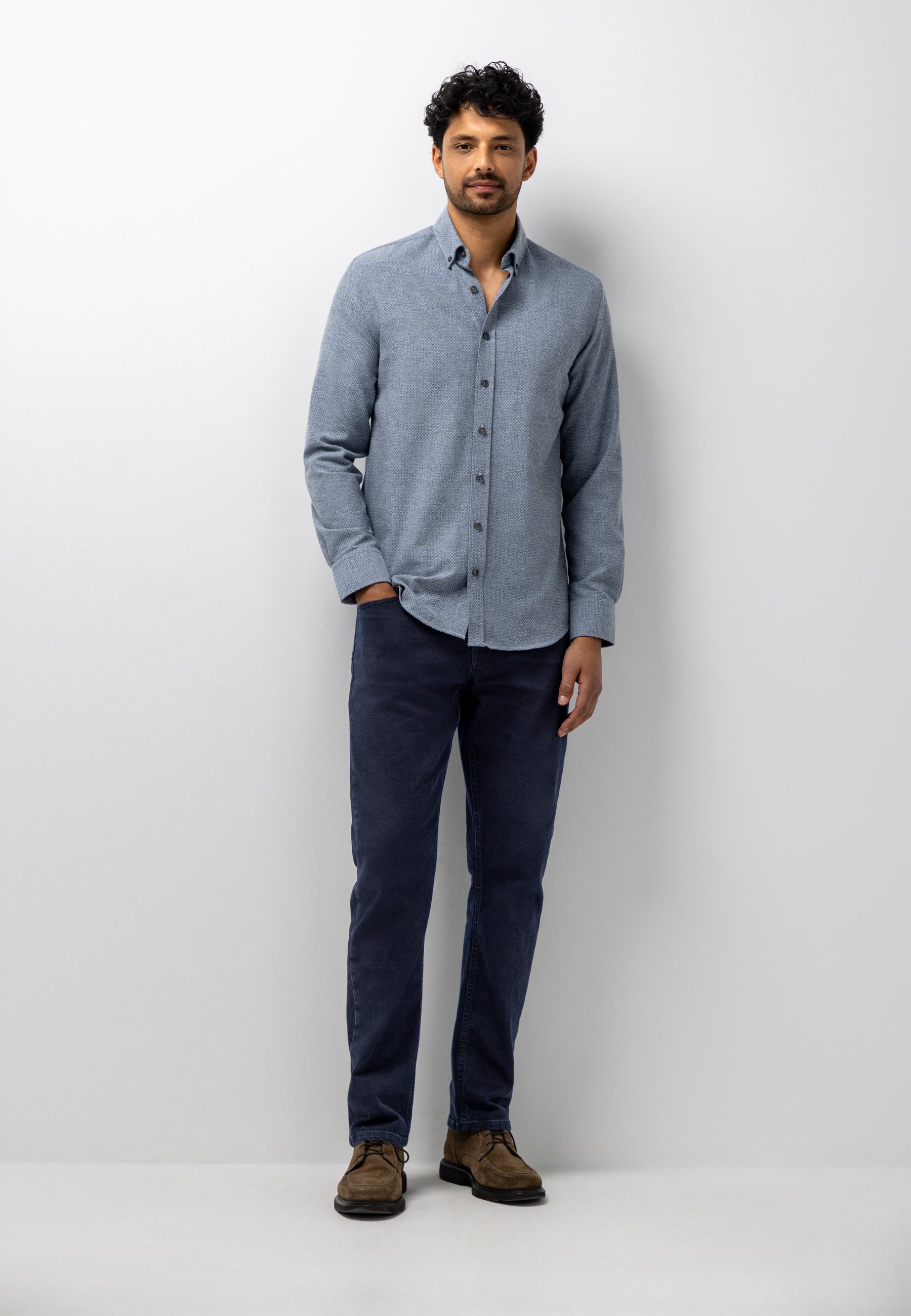 Chemise à col boutonné