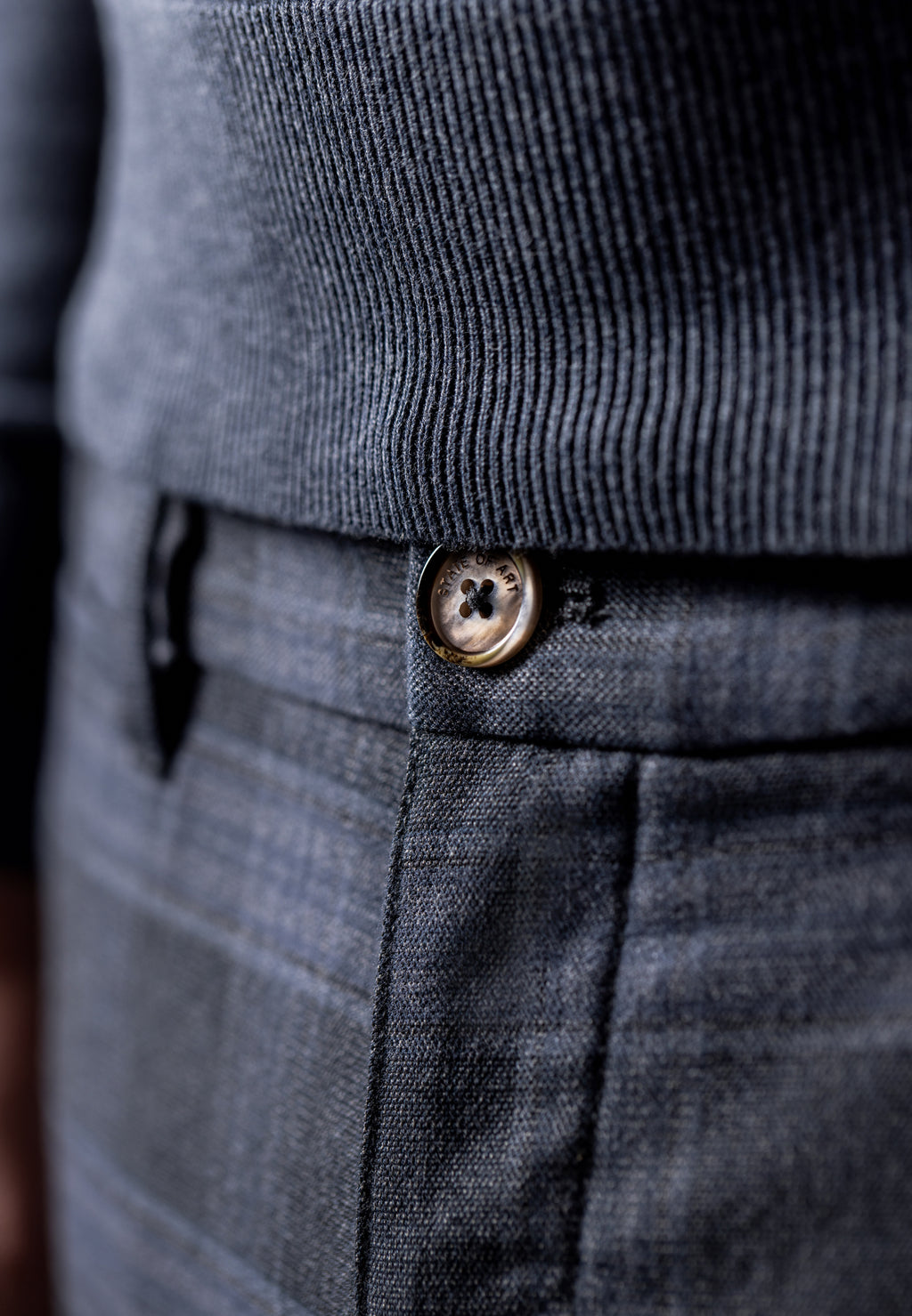NAVIGATOR geruite chino in stretchstof