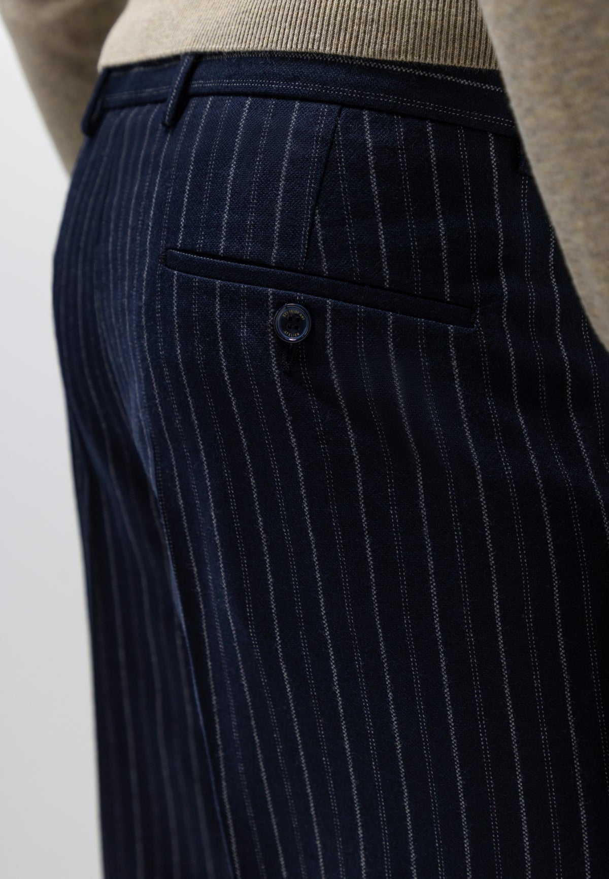 ATELIER chino van wolmix
