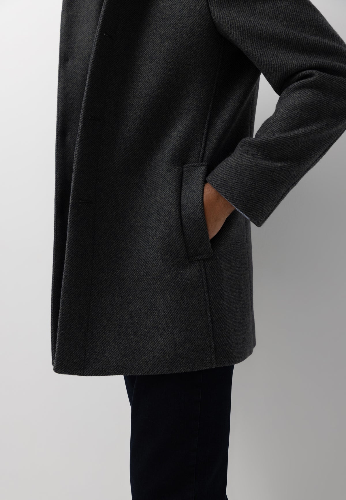 Manteau chiné avec empiècement zippé