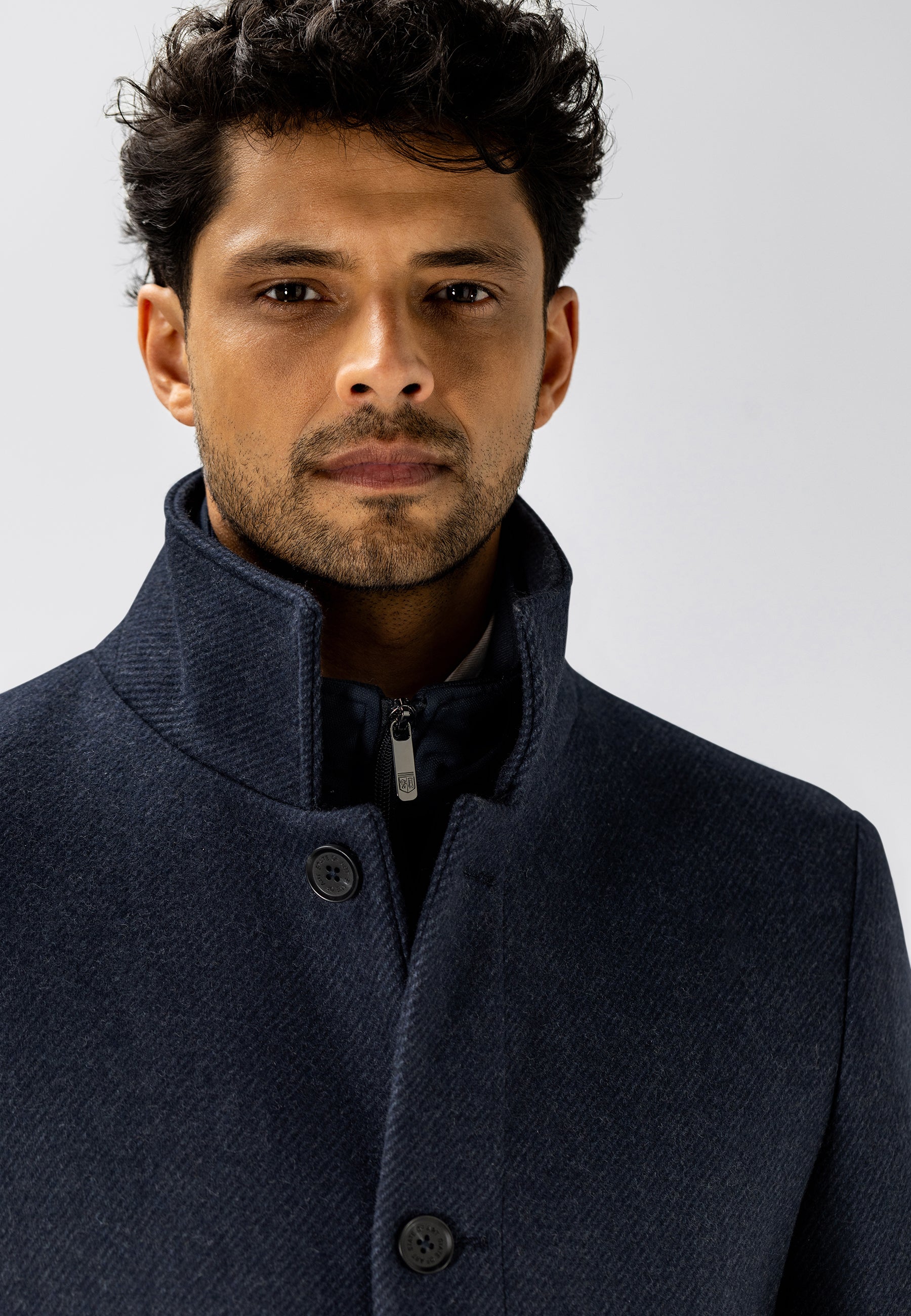 Manteau chiné avec empiècement zippé