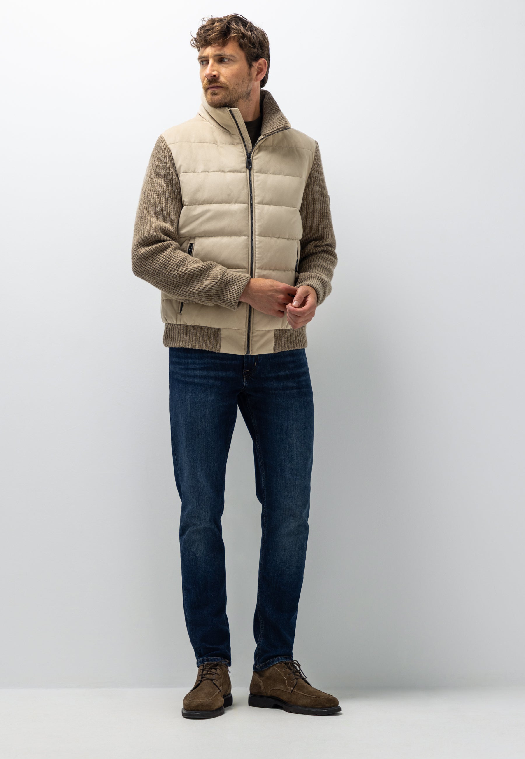 Veste matelassée à manches tricotées