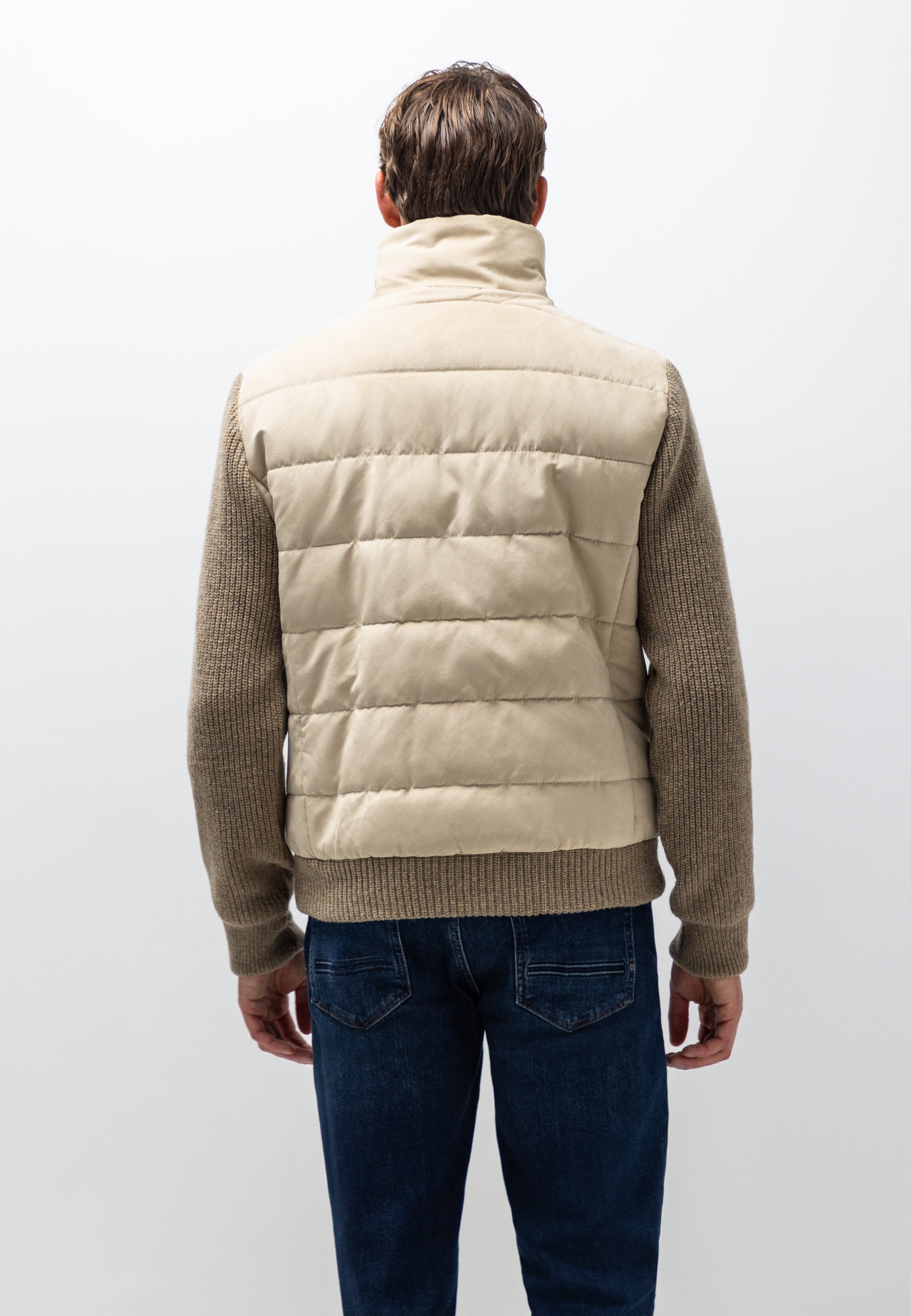 Veste matelassée à manches tricotées