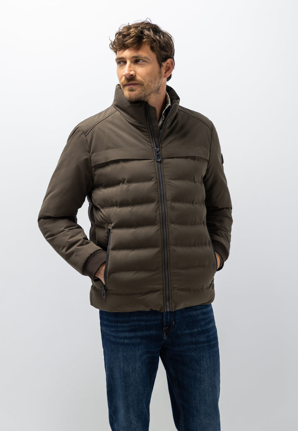 Veste avec badge en caoutchouc