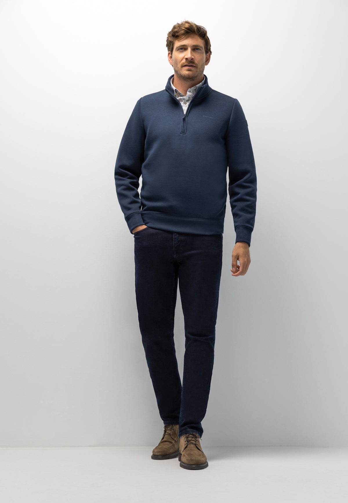 Sweat-shirt à demi-zip