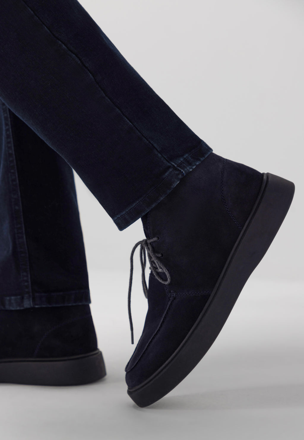 VRS8 halfhoge suède boot