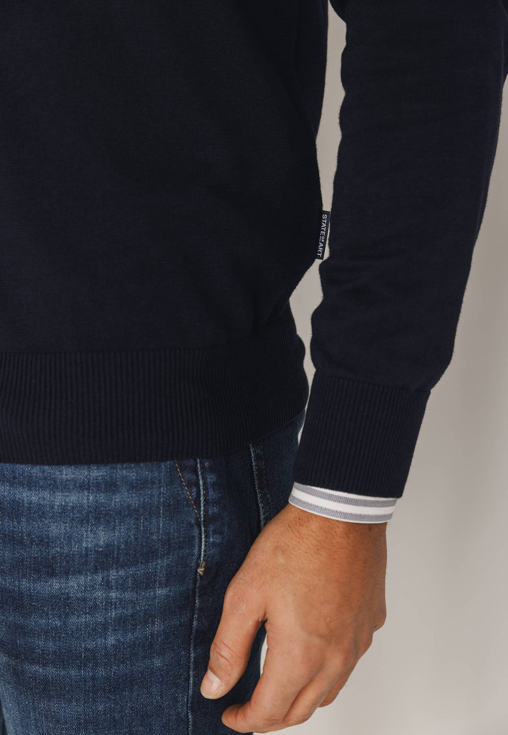 Pull ESSENTIALS à col rond
