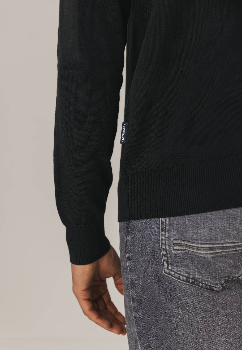 Pull ESSENTIALS à col rond