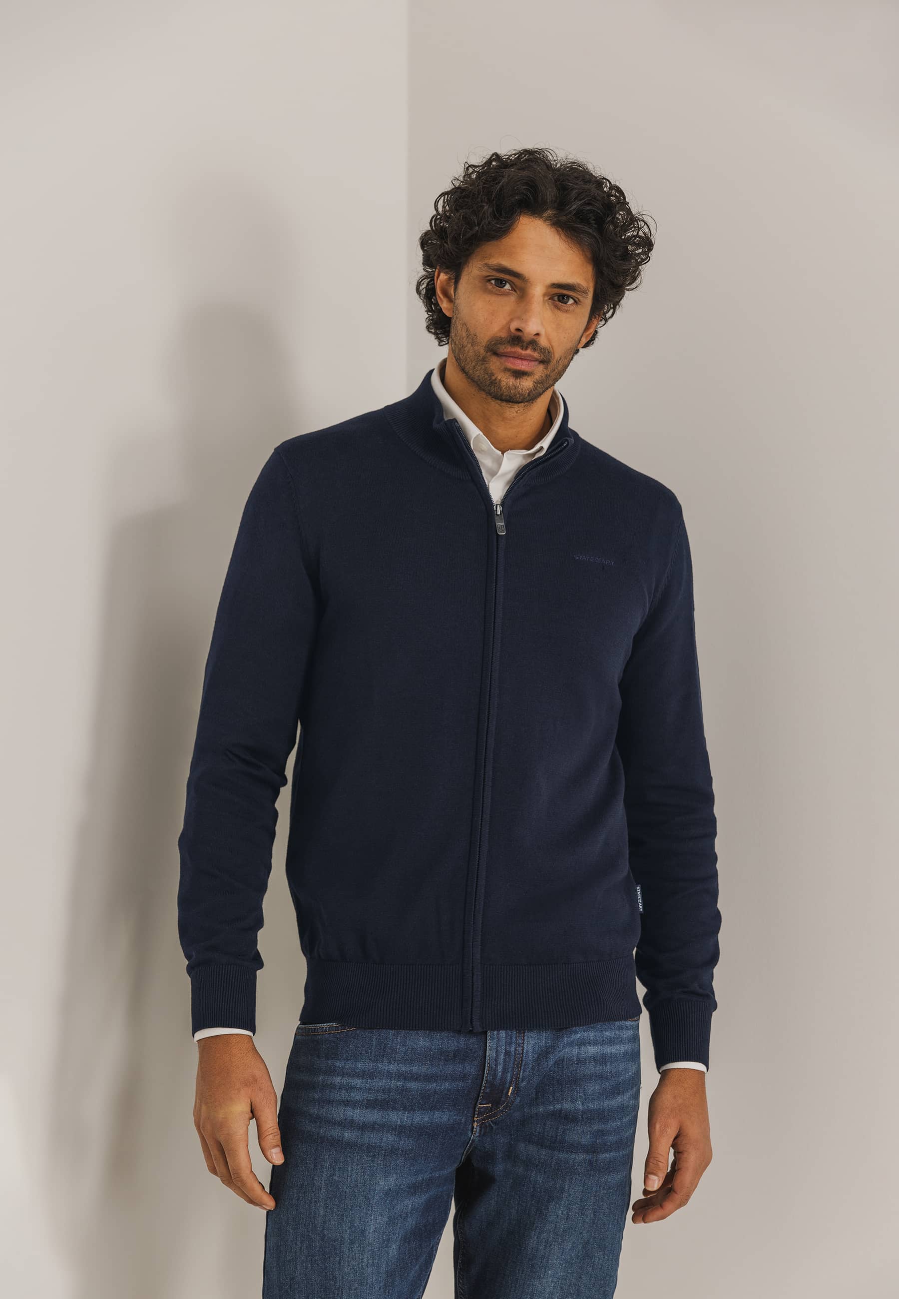 Cardigan ESSENTIALS en maille fine