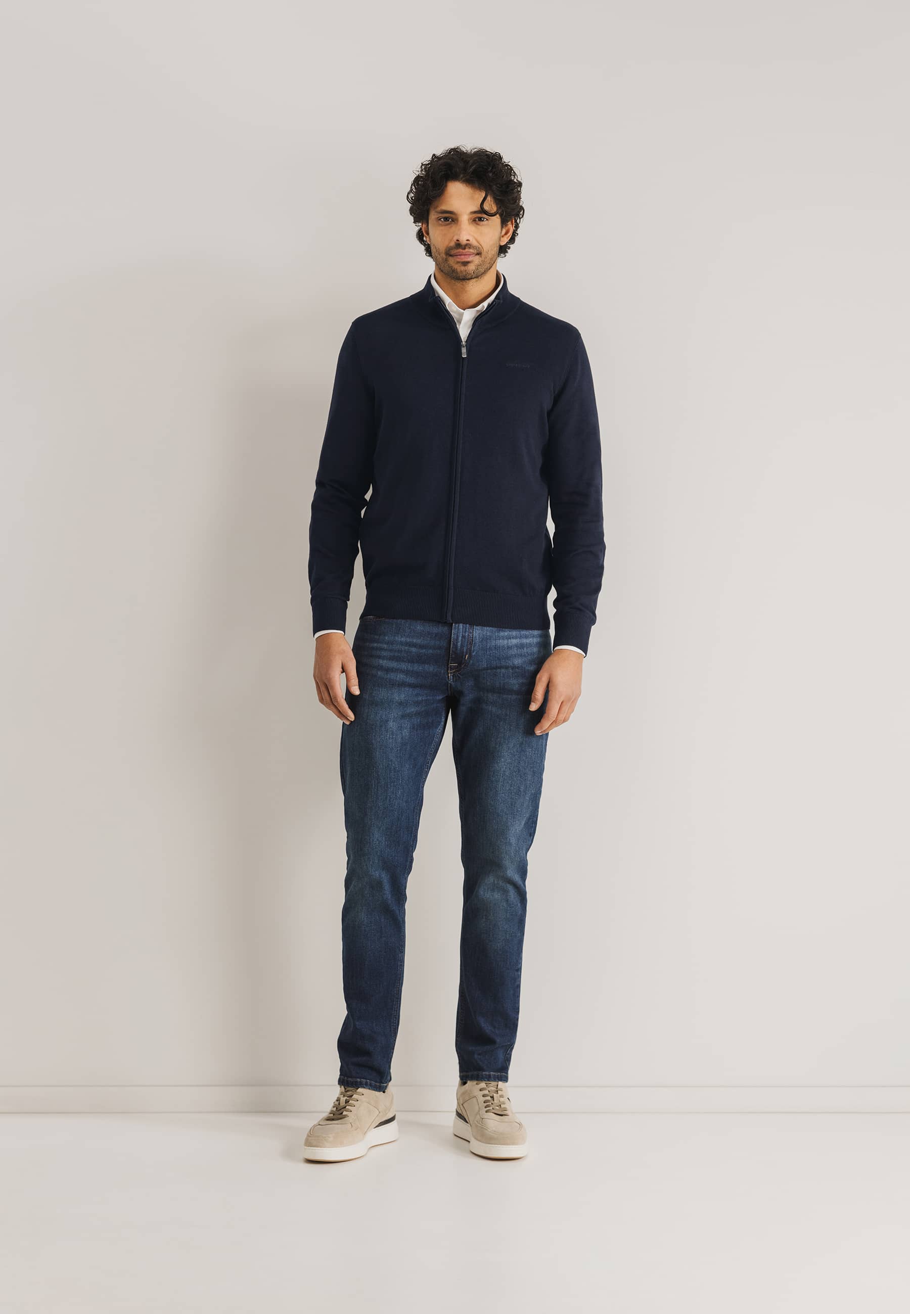 Cardigan ESSENTIALS en maille fine