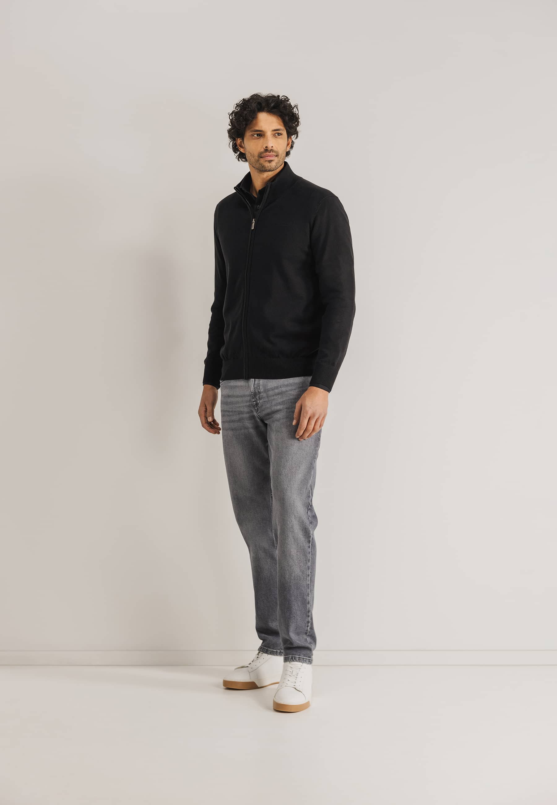 Cardigan ESSENTIALS en maille fine