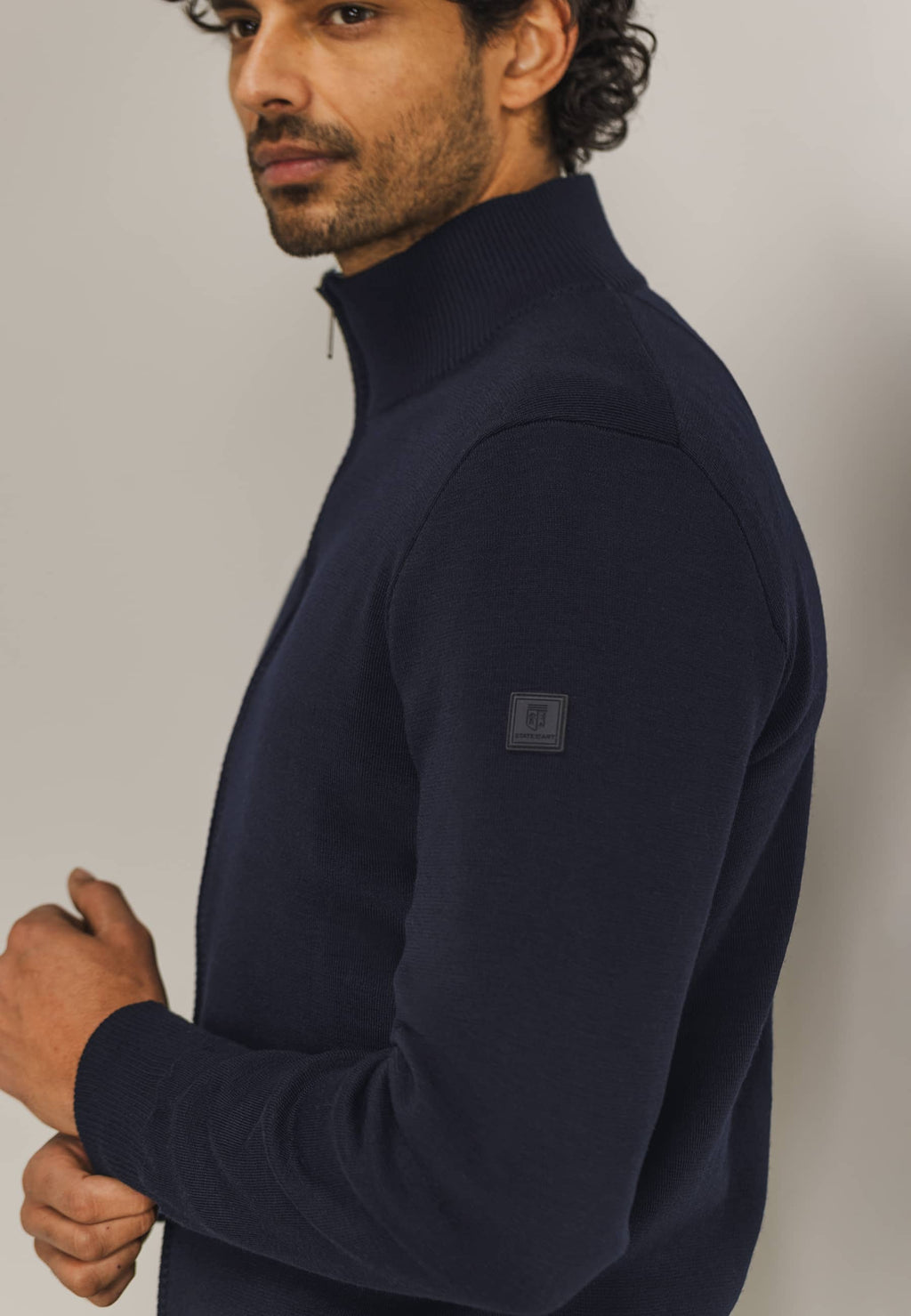 Cardigan zippé ESSENTIALS