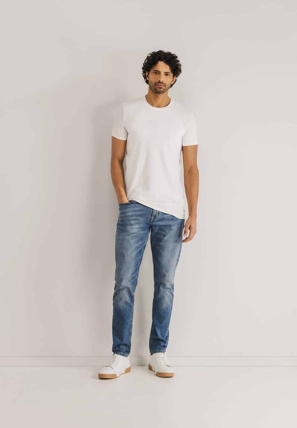 T-shirt ESSENTIALS extra long