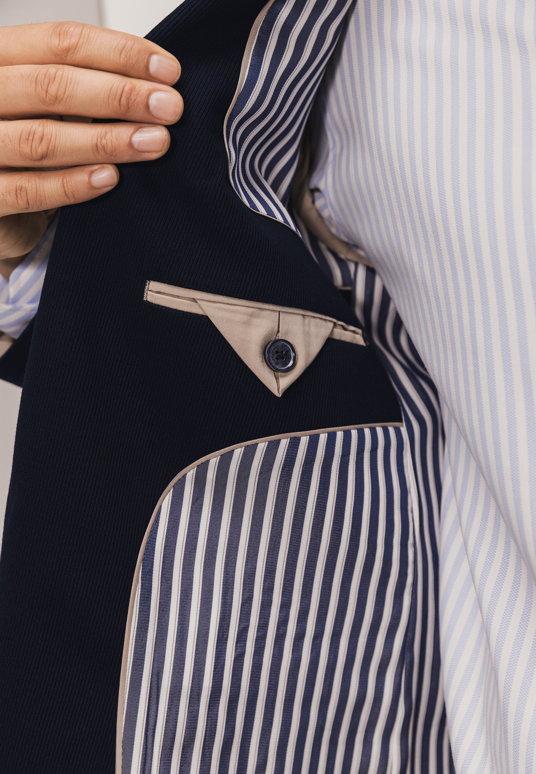 ESSENTIALS blazer van een polyestermix