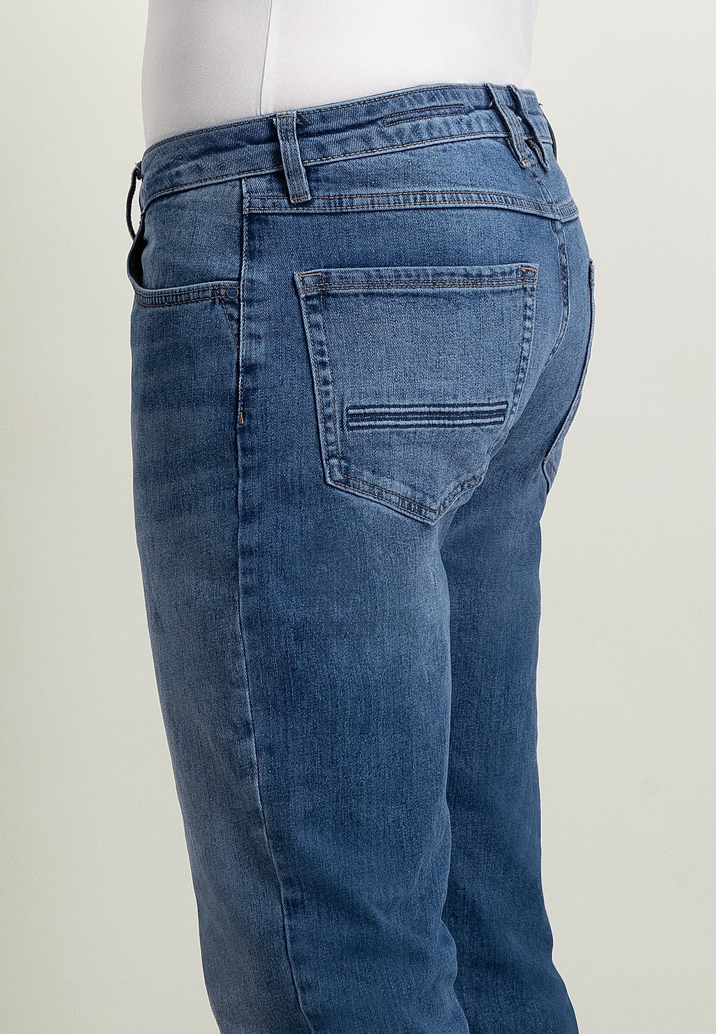 Jean 5 poches DRIVER coupe fuselée en denim stretch
