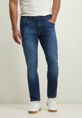 Jean-stretch-DRIVER-á-tapered-fit